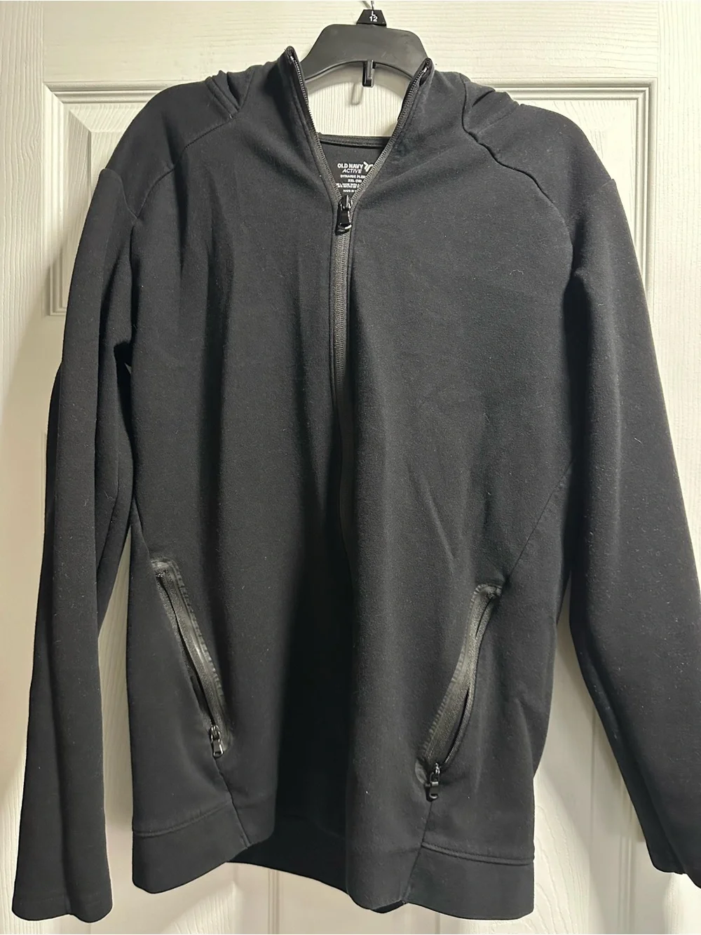 Two Old Navy Active Dynamic Fleece Zip Hoodies Black, Gray